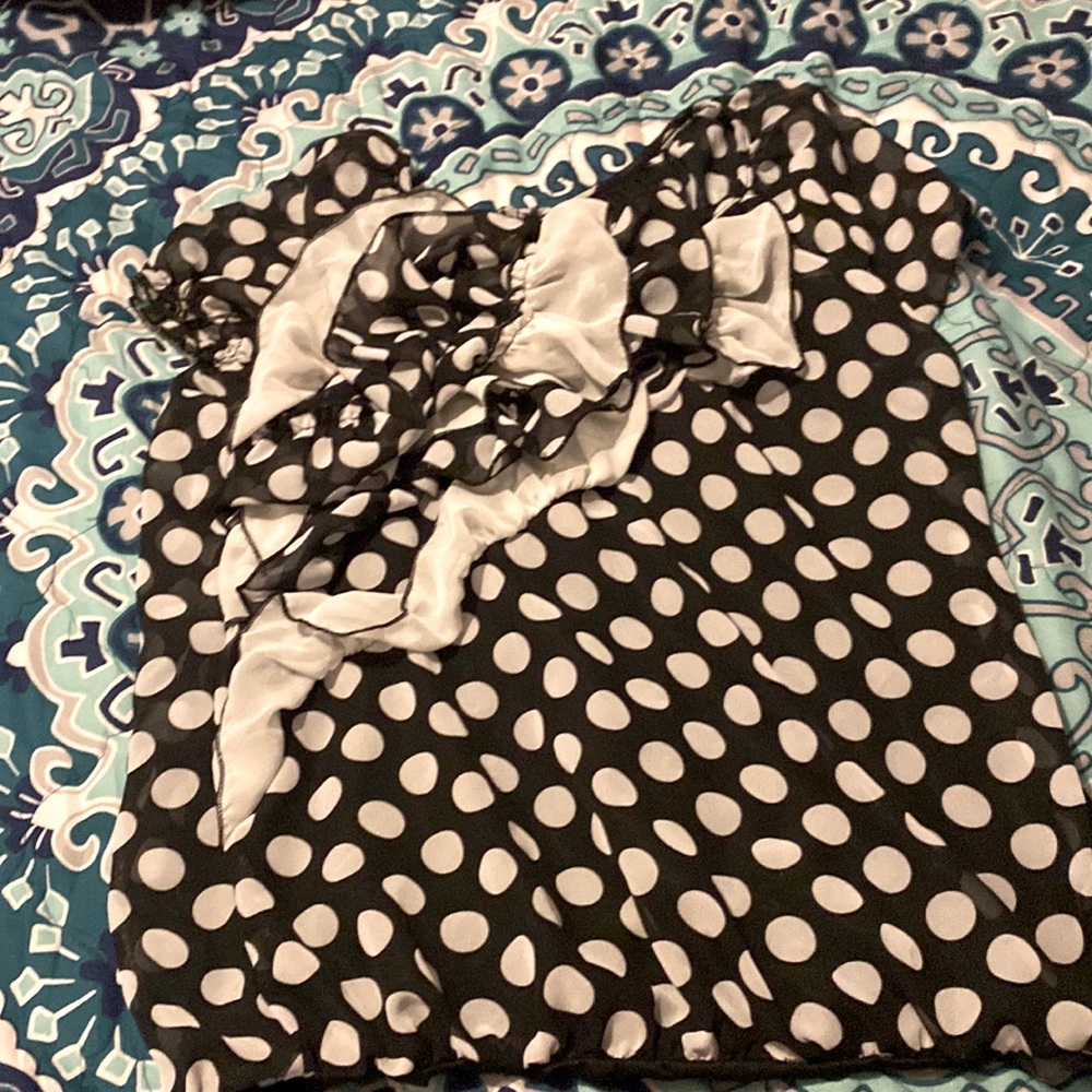 Polka-Dot shirt with cool texture